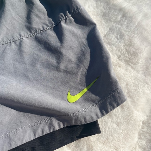 Nike Dri-Fit Shorts - Picture 4 of 9